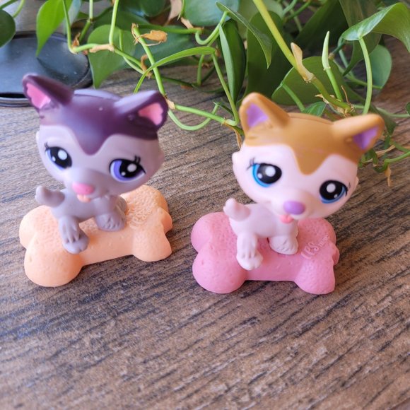 Littlest Pet Shop Mc Donald's 2010 Husky Lot LPS Collectible Replacement Figure - Picture 1 of 7